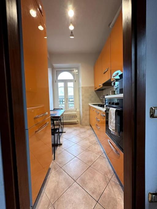 Comfy Apartment In Lecco 2 Exterior foto